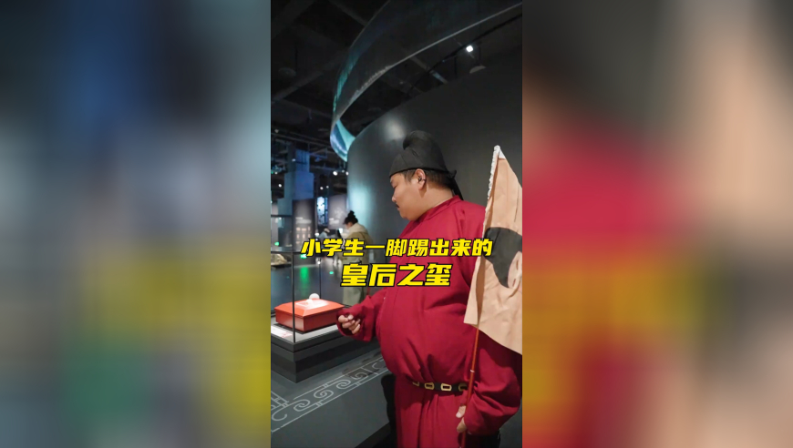 新澳门2025年免费资料精准,愚人节文案,广泛的解释落实方法分析_云端版V14.14